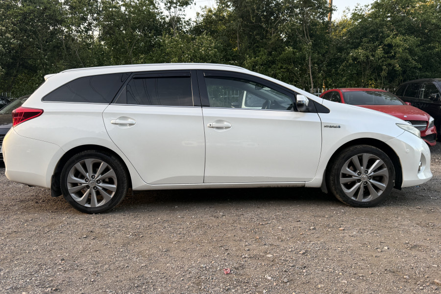 Toyota Auris 